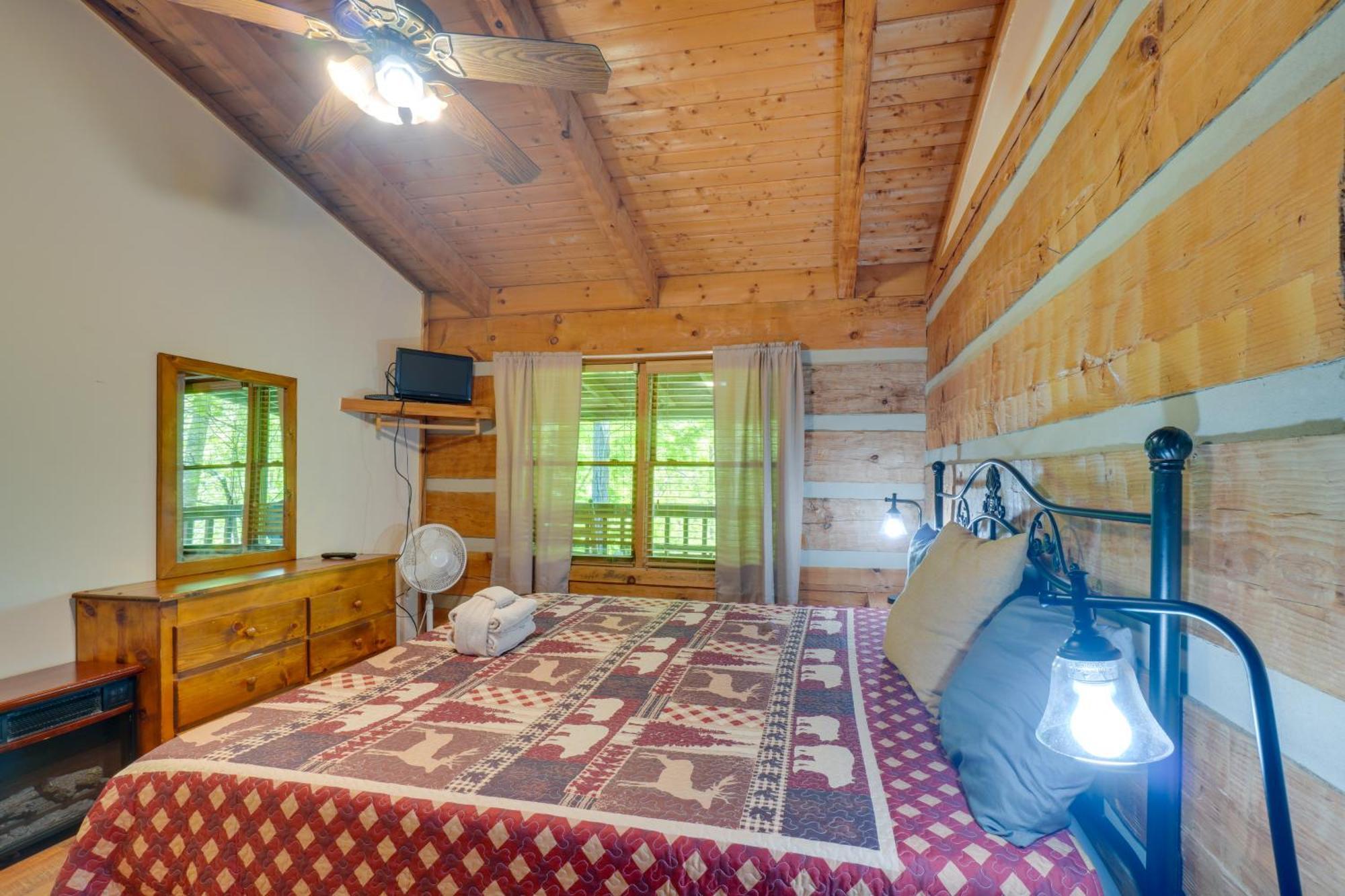 Gatlinburg Cabin With Hot Tub About 6 Mi To Downtown! Buitenkant foto